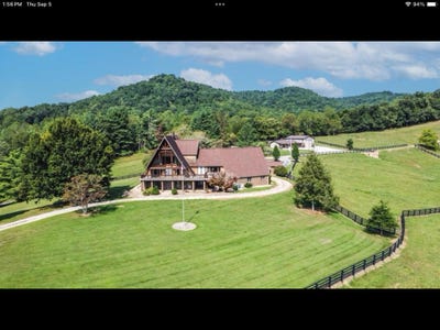 /international/us/92-angus-hill-vanceburg-ky-110094870274/
