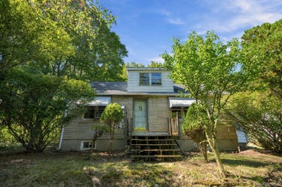 /international/us/107-rock-cut-road-newburgh-ny-110110294598/