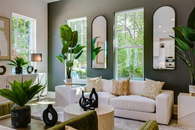 /international/us/1444-n-avenue-plano-tx-110108389024/