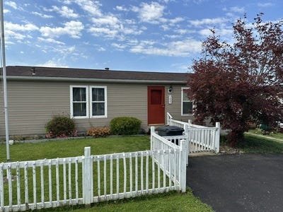 /international/us/1021-st-clair-st-derry-twp-pa-110107927418/