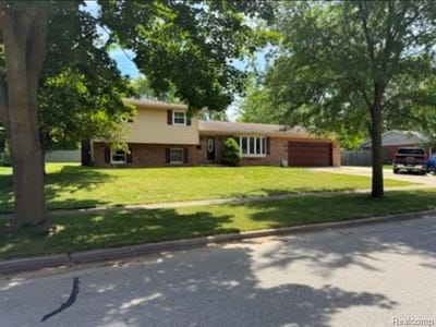 /international/us/461-craemer-drive-frankenmuth-mi-110108881718/