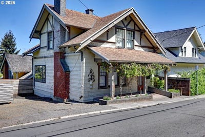 /international/us/1244-grand-ave-astoria-or-110107712565/