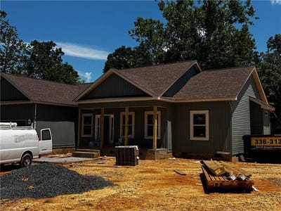 /international/us/139-legacy-lane-eden-nc-110098492624/