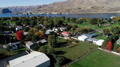 /international/us/1542-maple-street-clarkston-wa-110091477249/