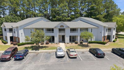 /international/us/2591-thackery-road-greenville-nc-110108616687/