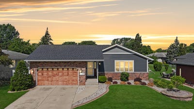 /international/us/8244-madison-avenue-munster-in-110100316597/