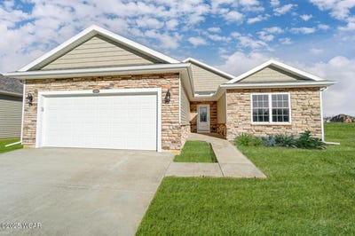 /international/us/4268-blue-spruce-lane-lima-oh-110098618009/
