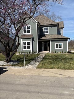 /international/us/406-e-forest-street-harrisonville-mo-110107204239/