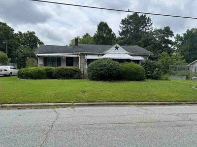 /international/us/811-carolina-ave-thomasville-nc-110101094235/