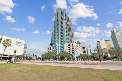 /international/us/777-n-ashley-drive-tampa-fl-110104995651/