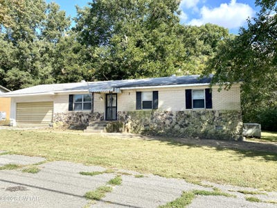 /international/us/71-trenton-highway-dyer-tn-110120549833/