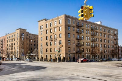 /international/us/148-09-northern-boulevard-flushing-ny-110108303400/
