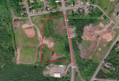 /international/us/47663-main-street-houghton-mi-110101859358/