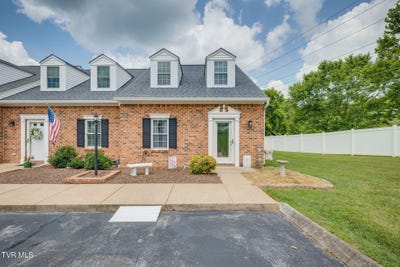 /international/us/500-hickory-road-bristol-tn-110101150479/