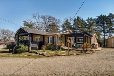 /international/us/1715-hideaway-road-galena-mo-110106479773/