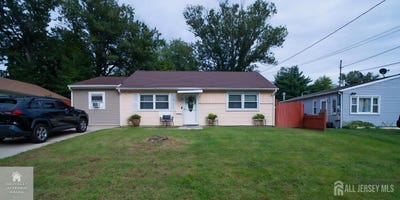 /international/us/4-dorset-drive-trenton-nj-110120535585/