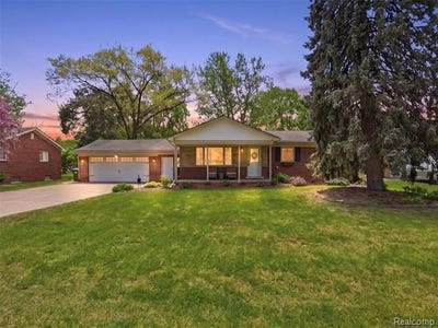 /international/us/4574-fella-street-shelby-twp-mi-110108068852/