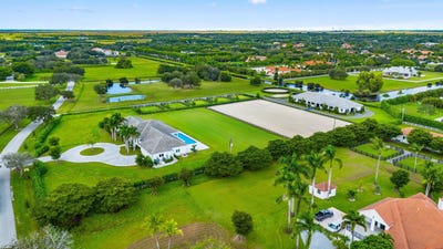 /international/us/15359-sunnyland-lane-wellington-fl-110120464652/