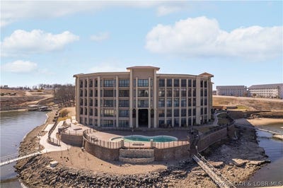 /international/us/1184-jeffries-road-osage-beach-mo-110105526407/