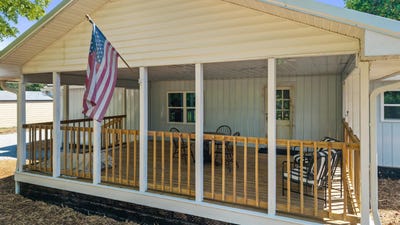 /international/us/224-red-pond-road-sweetwater-tn-110101215812/?lang=en