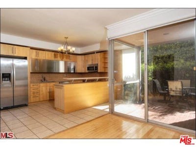 /international/us/318-n-maple-dr-beverly-hills-ca-110108387607/