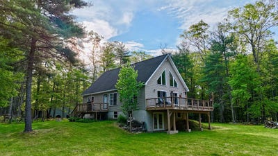 /international/us/54-cliff-rd-accord-ny-110108219626/