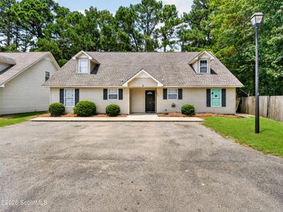/international/us/858-warren-mason-boulevard-brunswick-ga-110119559002/