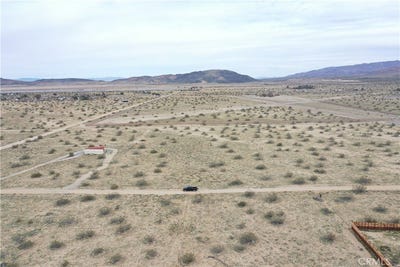 /international/us/12345-sunbeam-avenue-joshua-tree-ca-110097972104/