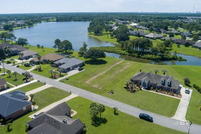 /international/us/9328-lakeview-drive-foley-al-110101024673/?lang=en