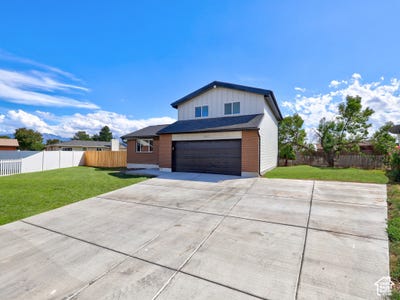 /international/us/4067-s-starwood-cir-west-valley-city-ut-110110188168/
