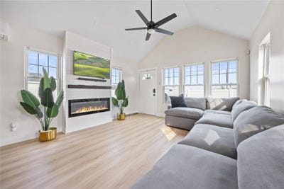 /international/us/515-beach-43rd-street-far-rockaway-ny-110097854074/