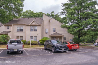 /international/us/410-owls-nest-court-jackson-nj-110100811377/