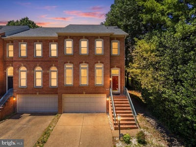 /international/us/7522-chrisland-cove-falls-church-va-110108571318/