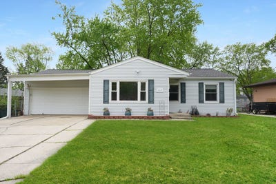 /international/us/1817-poplar-avenue-hanover-park-il-110108145090/
