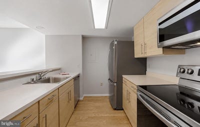 /international/us/2111-wisconsin-ave-nw-615-washington-dc-110108538253/