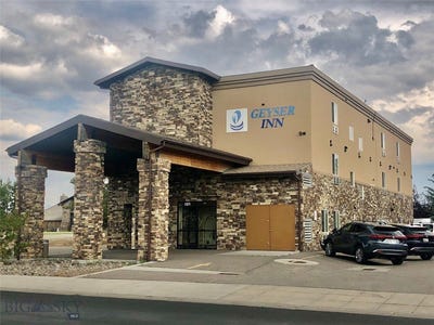 /international/us/101-s-electric-street-west-yellowstone-mt-110082223216/