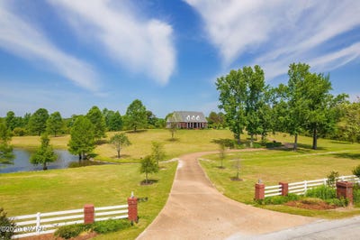 /international/us/21-sherman-blankenship-road-beech-bluff-tn-110108174049/