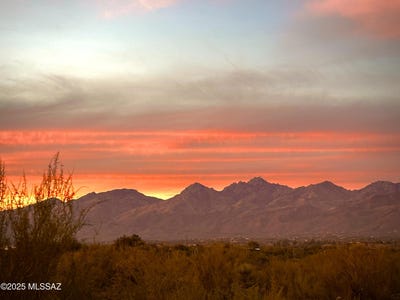 /international/us/12220-e-5th-street-tucson-az-110099451435/