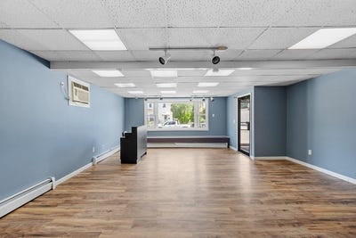/international/us/127-lowell-st-methuen-ma-110106785437/