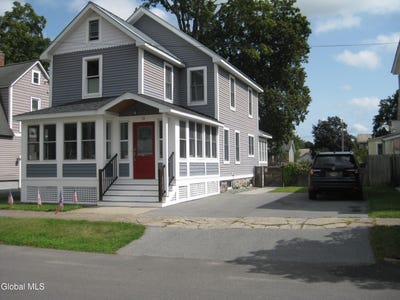 /international/us/18-madison-street-saratoga-springs-ny-110107337559/