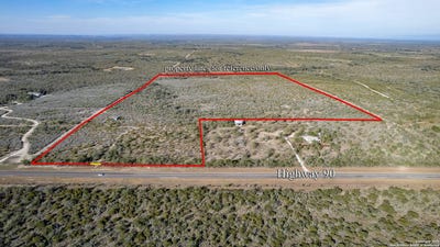 /international/us/8686-us-highway-90-uvalde-tx-110104174156/