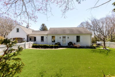 /international/us/6-scottsdale-road-centerville-ma-110107613526/