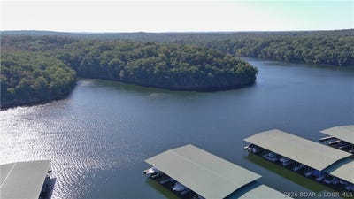 /international/us/4800-eagleview-drive-osage-beach-mo-110110176012/