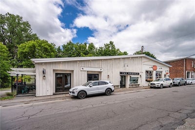 /international/us/33-elm-street-east-aurora-ny-110108723920/