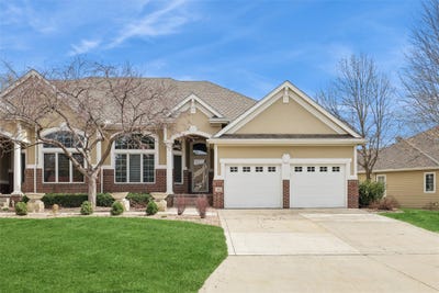 /international/us/882-burr-oaks-drive-west-des-moines-ia-110107061788/