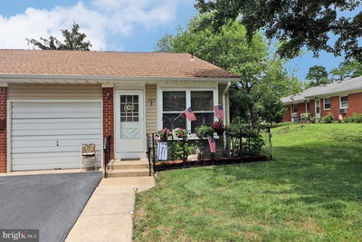 /international/us/107-costitution-boulevard-whiting-nj-110101422367/