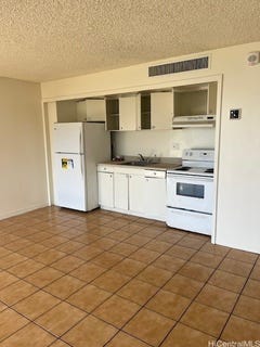 /international/us/84-710-kili-drive-waianae-hi-110102827609/