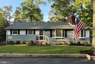 /international/us/56-neeta-trail-medford-lakes-nj-110108387581/
