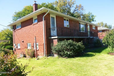/international/us/212-sand-creek-road-albany-ny-110120426287/