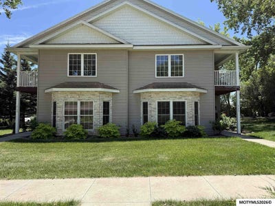 /international/us/2175-hunters-ridge-mason-city-ia-110108823179/